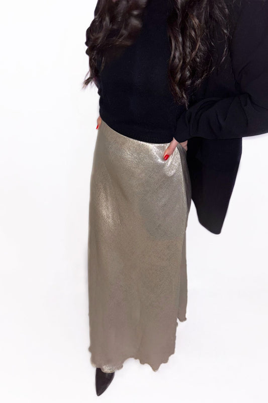 Jupe dorée en satin marbré