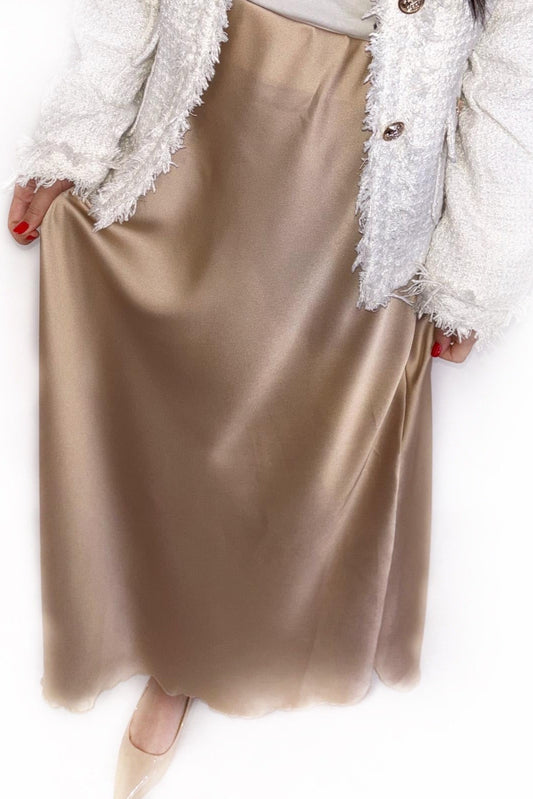 Jupe en satin beige